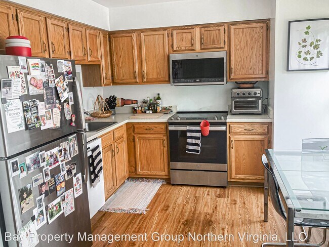 Building Photo - 2 br, 2 bath House - 1100 QUINCY ST, N. #A