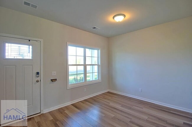 Foto del edificio - 39 Blueberry Ct NE