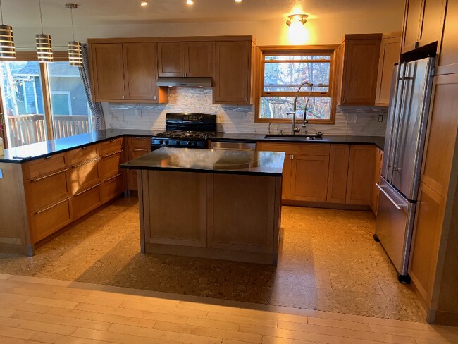Foto del edificio - 2319 Plains Ct