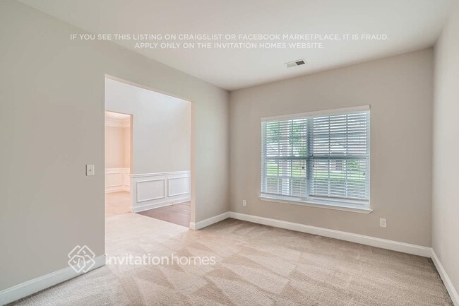 Building Photo - 4162 Oak Field Dr