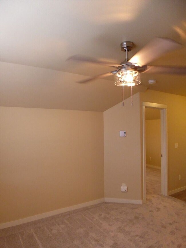Building Photo - 1 br, 1 bath House - 20794 Alpine Ridge Pl...