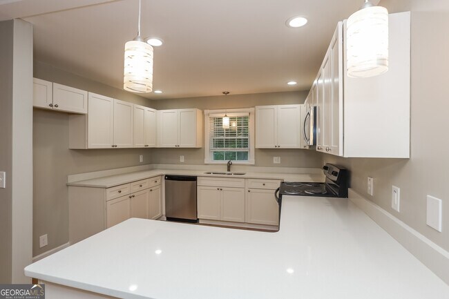 Foto del edificio - 147 Acorn Dr