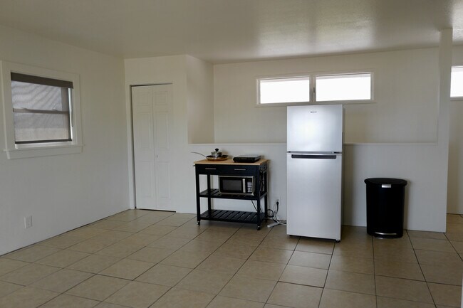 Foto del edificio - 1928 Waimano Home Rd