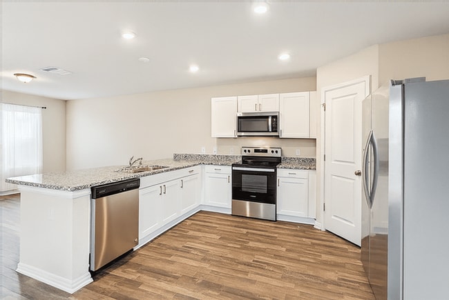 Building Photo - 15535 Taylorcrest Dr