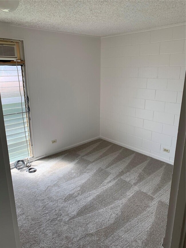 Building Photo - 92-695-695 Makakilo Dr