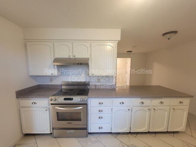 Foto del edificio - 3704 S Vancouver St