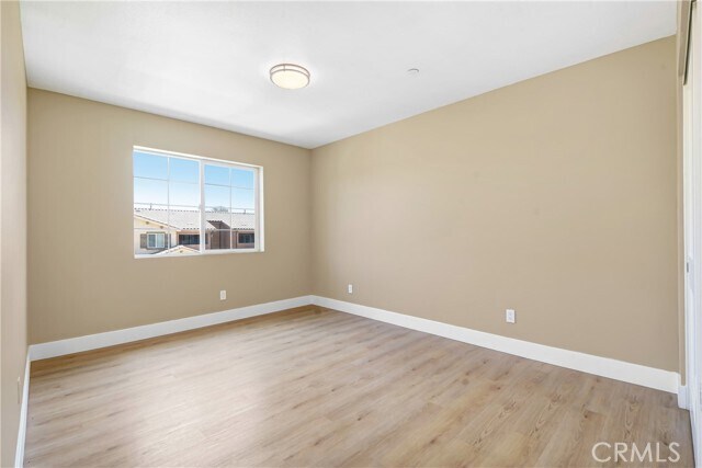 Foto del edificio - 16385 Valencia Ave