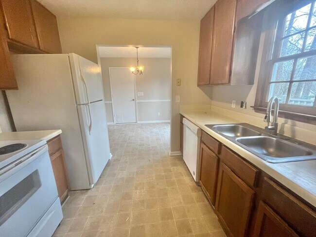 Building Photo - 4550 Broadwater Trail