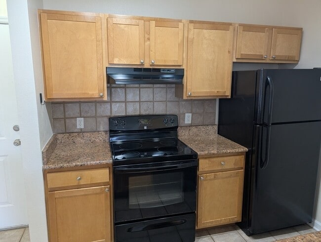 Building Photo - 4207 S Dale Mabry Hwy