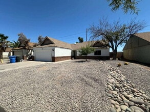 Building Photo - 4907 W McRae Way