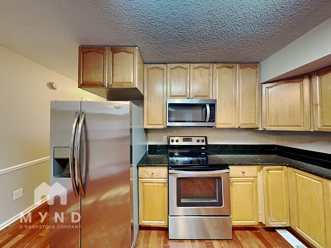 Foto del edificio - 13001 Lakeview Pkwy
