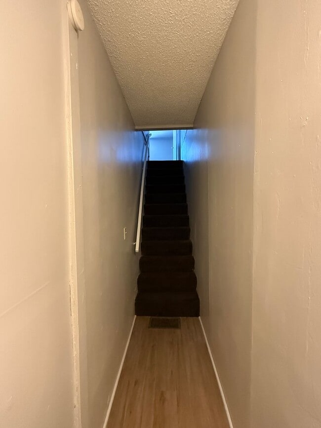 Foto del edificio - 658 Cooper St