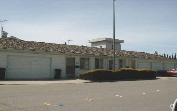Building Photo - 41333 Fremont Blvd