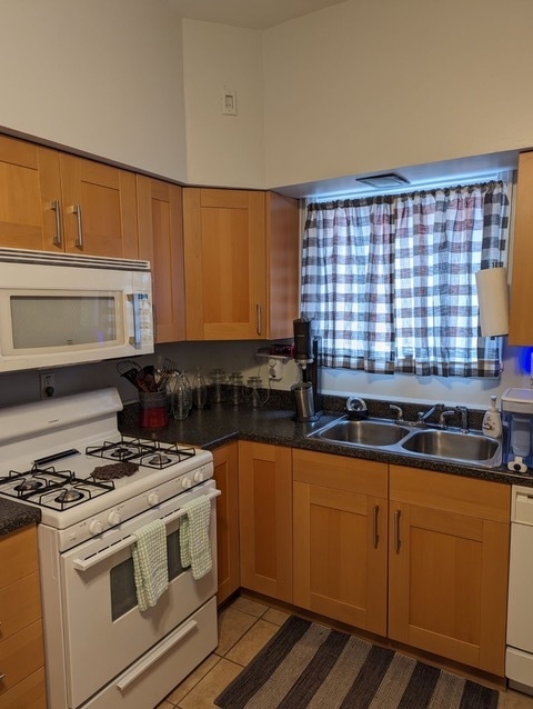 Foto del edificio - 2515 Carey Way