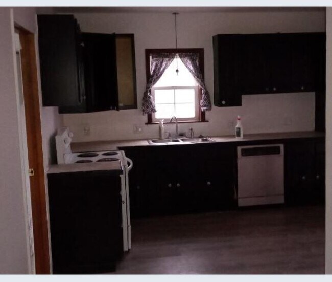 cocina parte A - 108 S Depot St