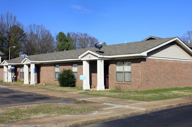 Foto del edificio - Southwood Townhouses