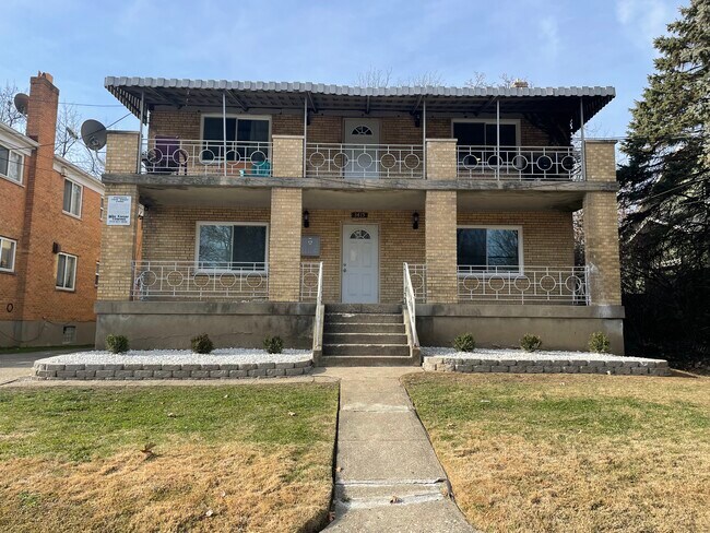 Foto del edificio - 3415 McFarlan Rd