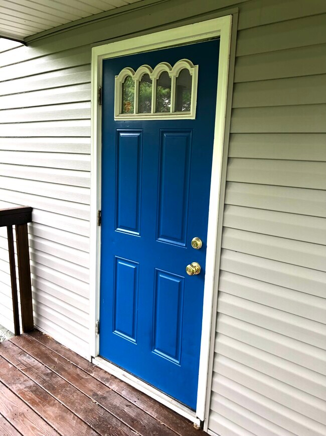 Front Door - 108 Burnside Ave