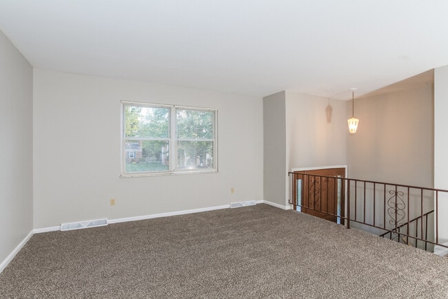 Building Photo - 1701 Collinspark Ct