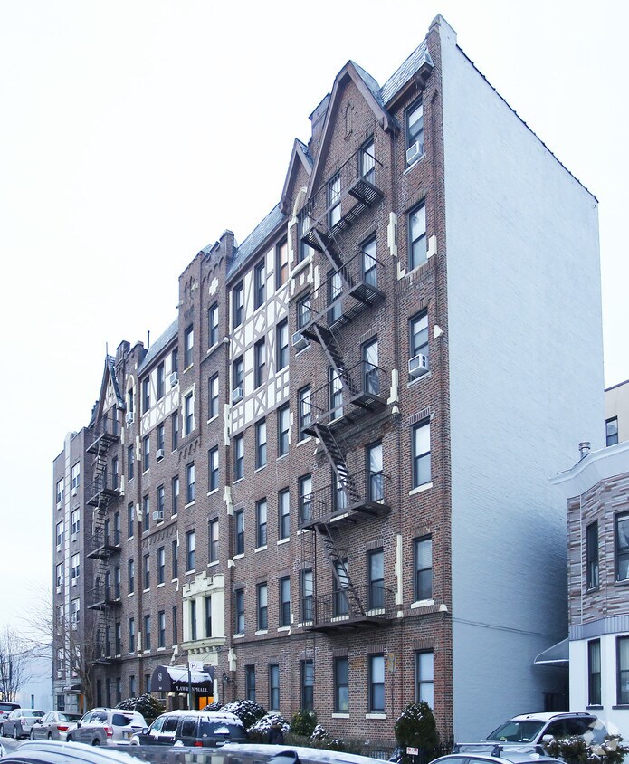 Primary Photo - 364 93rd St