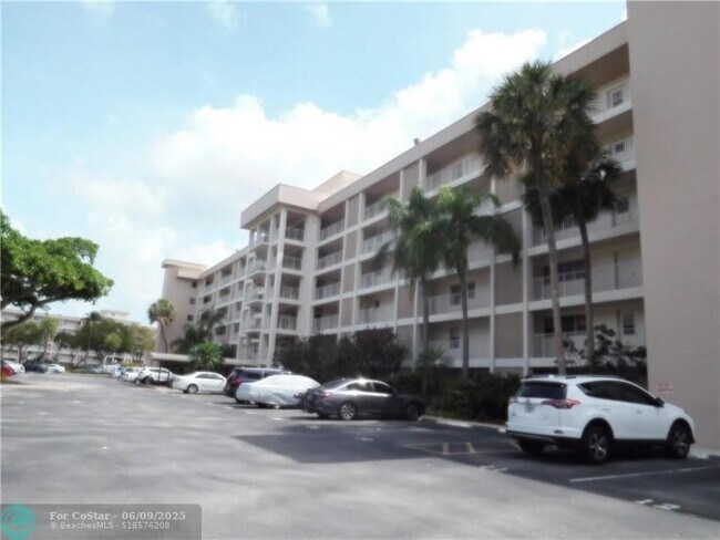 Foto del edificio - 2650 S Course Dr