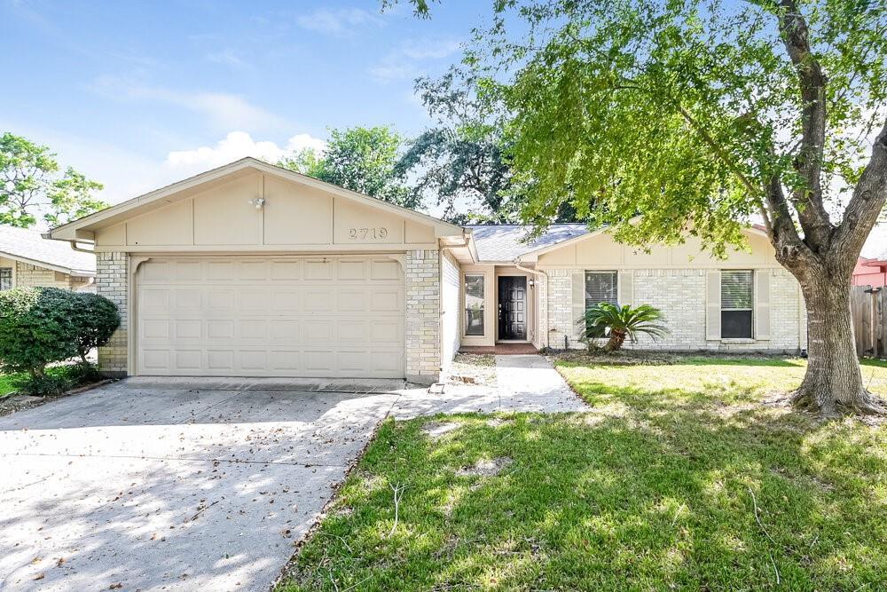 Primary Photo - 2719 Killdeer Ln