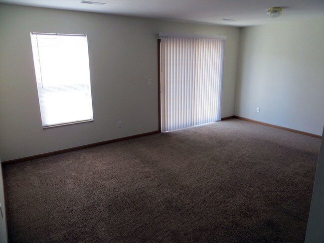 Foto del edificio - 2432 Lanes End Ln