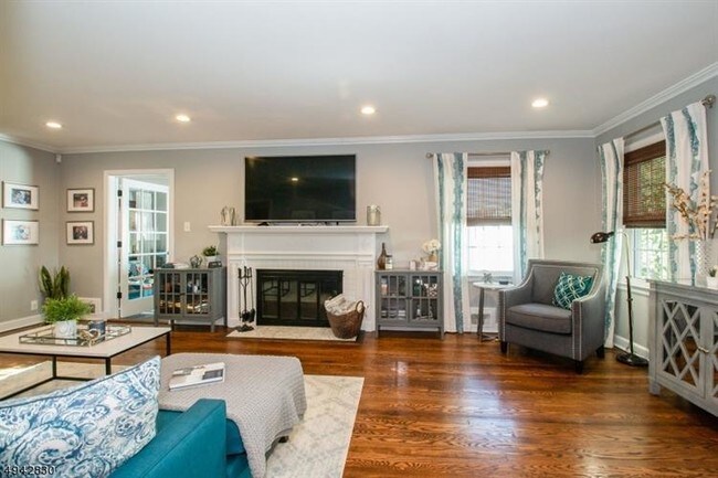 Building Photo - 6 N Cobane Terrace