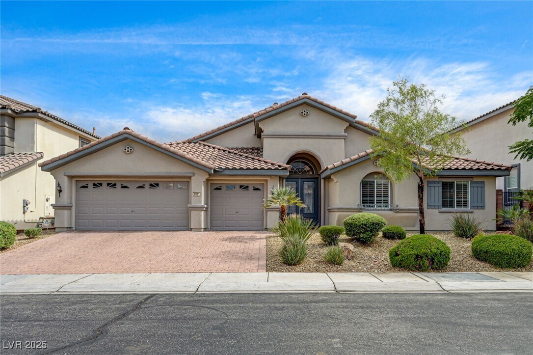 Foto principal - 8031 Pavarotti Ave