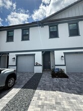 Building Photo - 4286 Efendi Dr