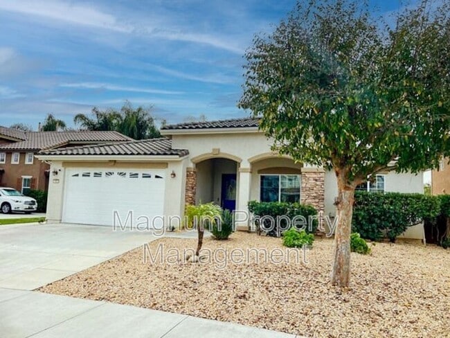 Foto del edificio - 31651 McCartney Dr