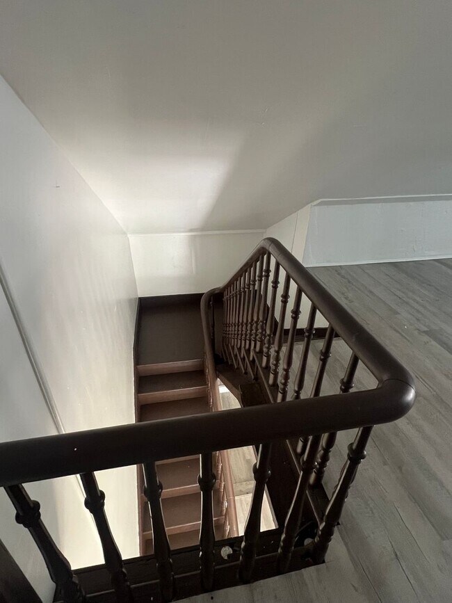 Foto del edificio - 857 E Market St