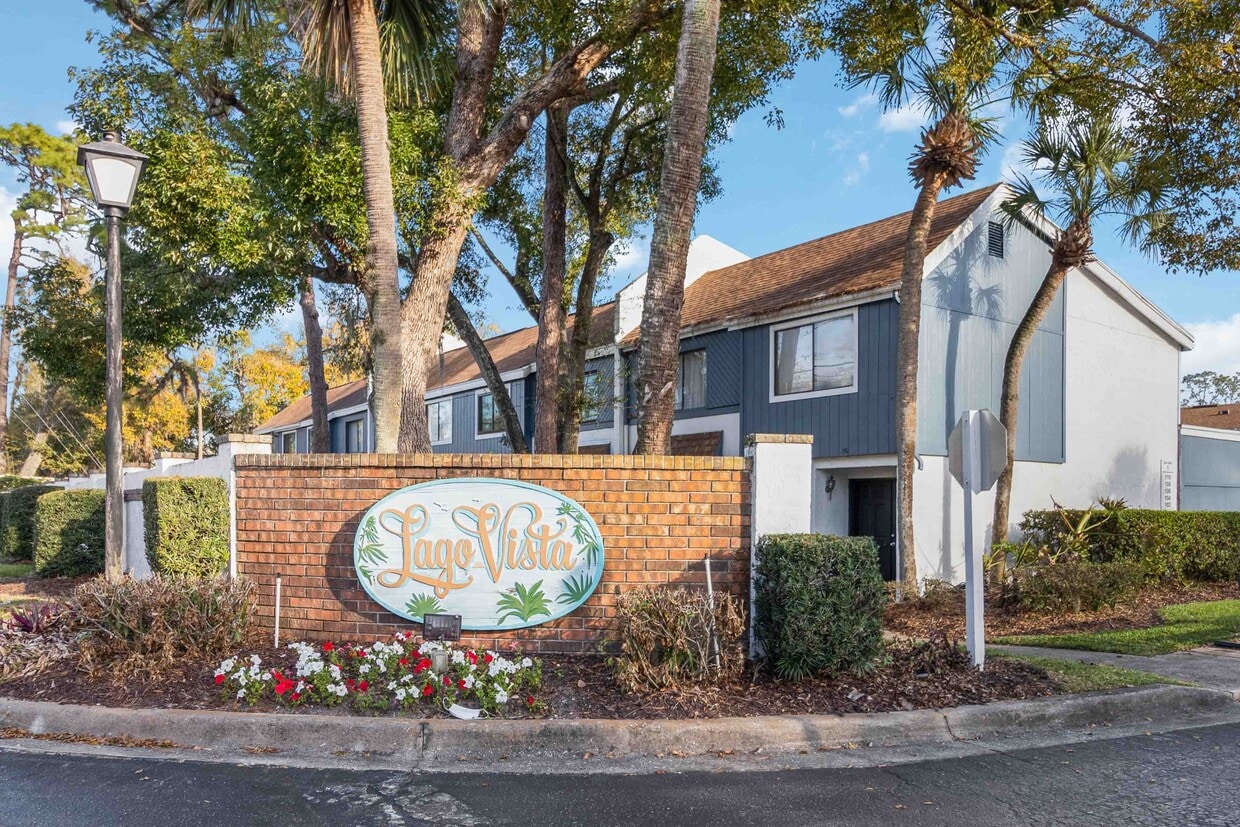 Photo - 102 Lago Vista Blvd (Casselberry, FL)