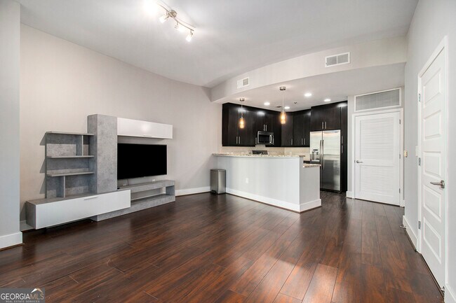 Foto del edificio - 1080 Peachtree St NE