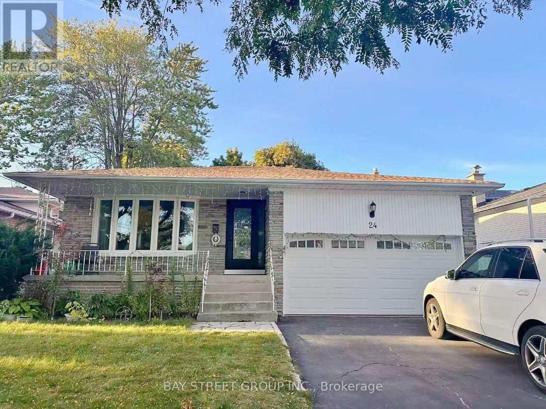 Primary Photo - 24 Wyvern Rd