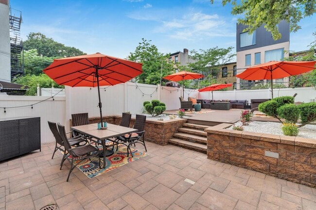 Photo - 153 Jefferson Ave (Brooklyn, NY) Townhome