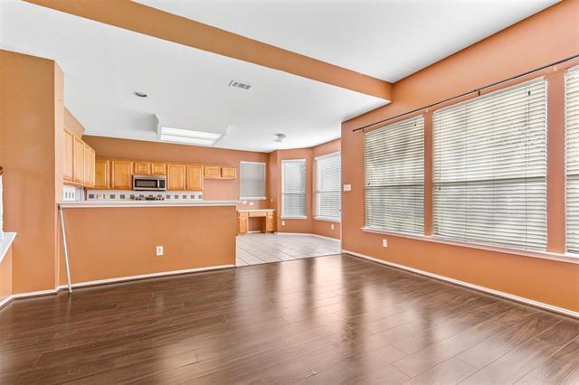 Building Photo - 8021 Shoshoni Dr