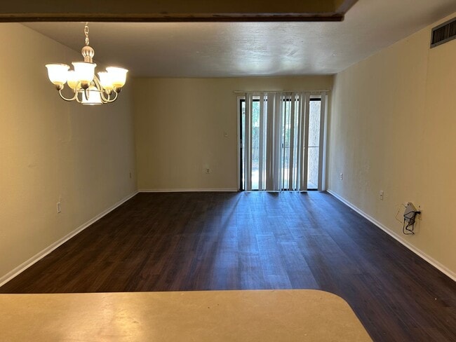 Building Photo - First floor Brandywine Unit
