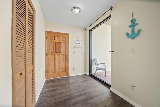 Building Photo - 2127 N Ocean Shore Blvd