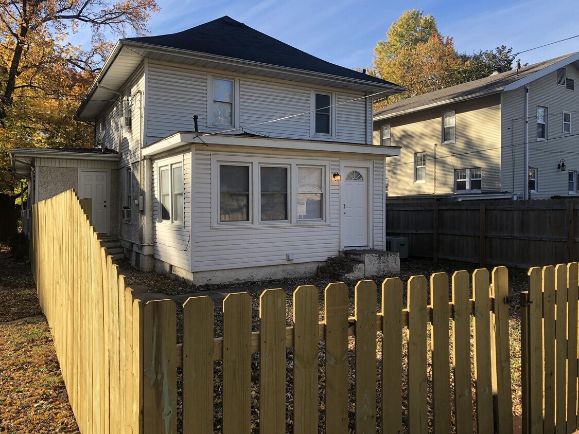 960 S Fremont Ave, Springfield, MO 65804 House Rental in Springfield