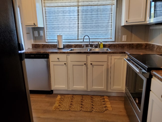 Building Photo - 308 Taylor St