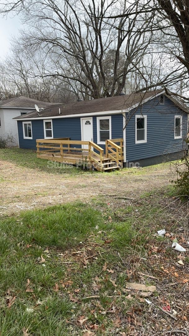 Building Photo - 2410 Veterans Dr