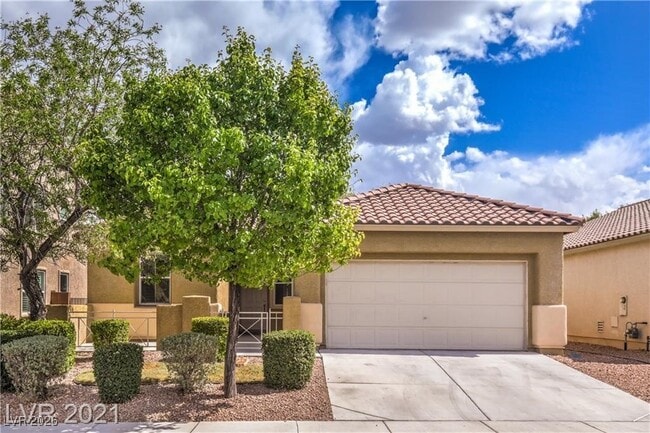 Building Photo - 2121 Silvereye Dr