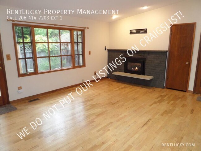 Building Photo - 20703 1st Pl S