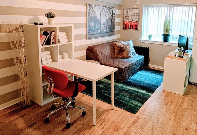 1 Bedroom In Denver Co 80203 Apartment For Rent Primary Photo 1 Bedroom In Denver Co 80203