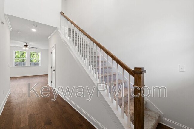 Foto del edificio - 738 Woodvine Dr