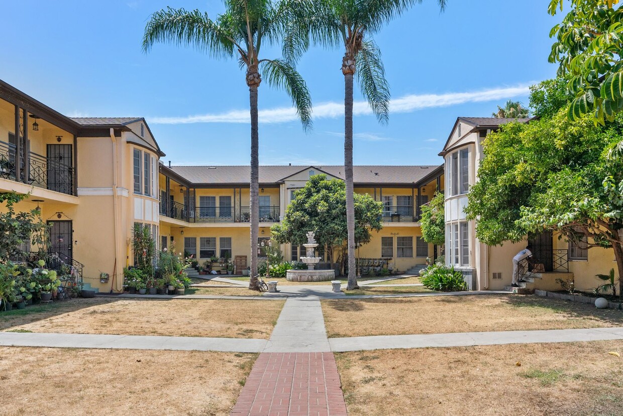 Primary Photo - * BEAUTIFUL AND NEWLY RENOVATED TWO BEDROO...