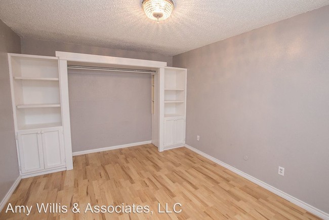 Foto del edificio - 5925 Parkview Dr