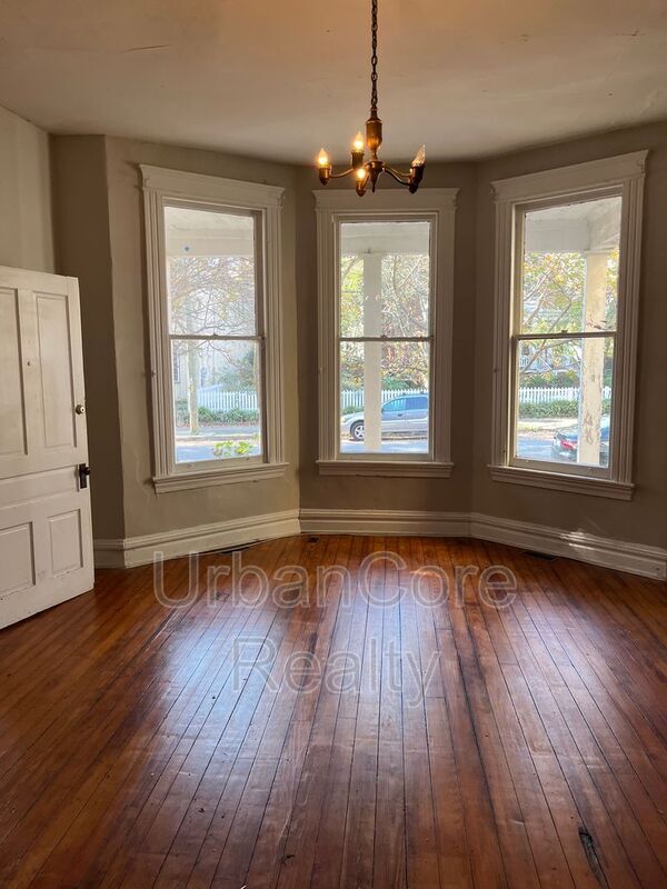 3606 E Broad St Unit A, Richmond, VA 23223 Condo for Rent in Richmond