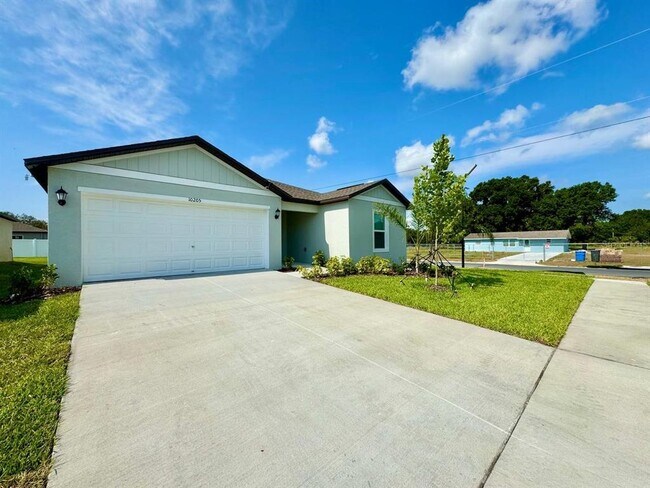 Building Photo - 10205 Alder Green Dr